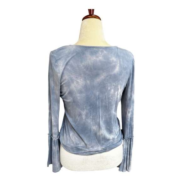 American Eagle Soft Sexy Tie Dye Bell Sleeve Crossover Top Blue Gray - Picture 8 of 14